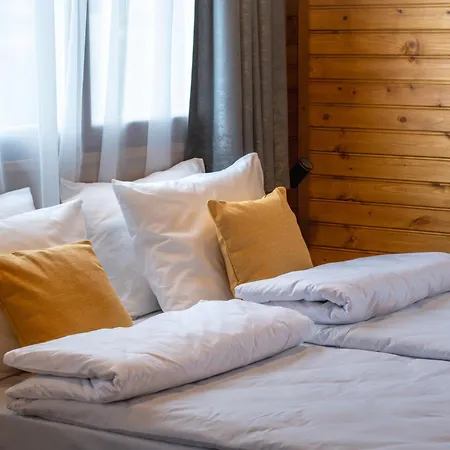 плаващи къщи райски кът язовир кърджали *